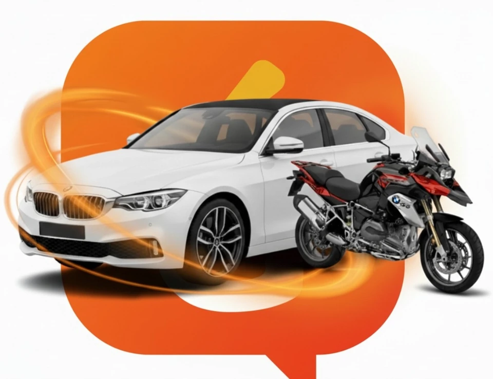 Carro branco e motocicleta, com elementos da identidade Álamo